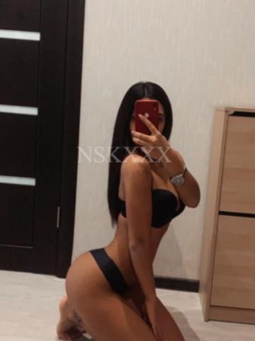 Алёна Стриптизёрша фото 5